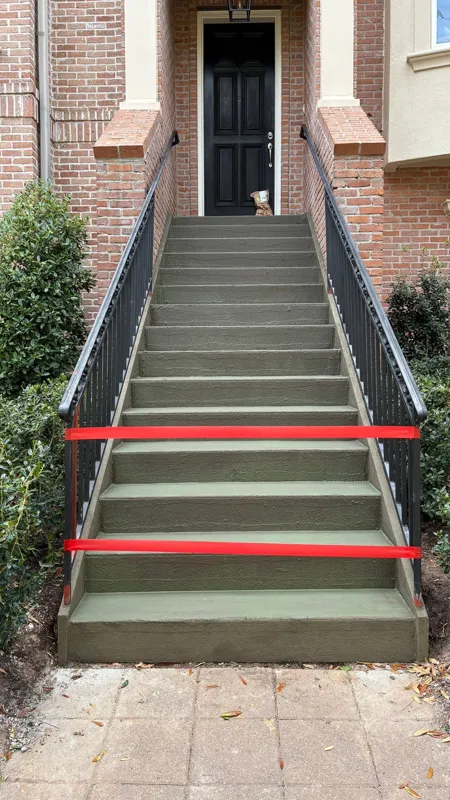 Stair treads with masking during coating work